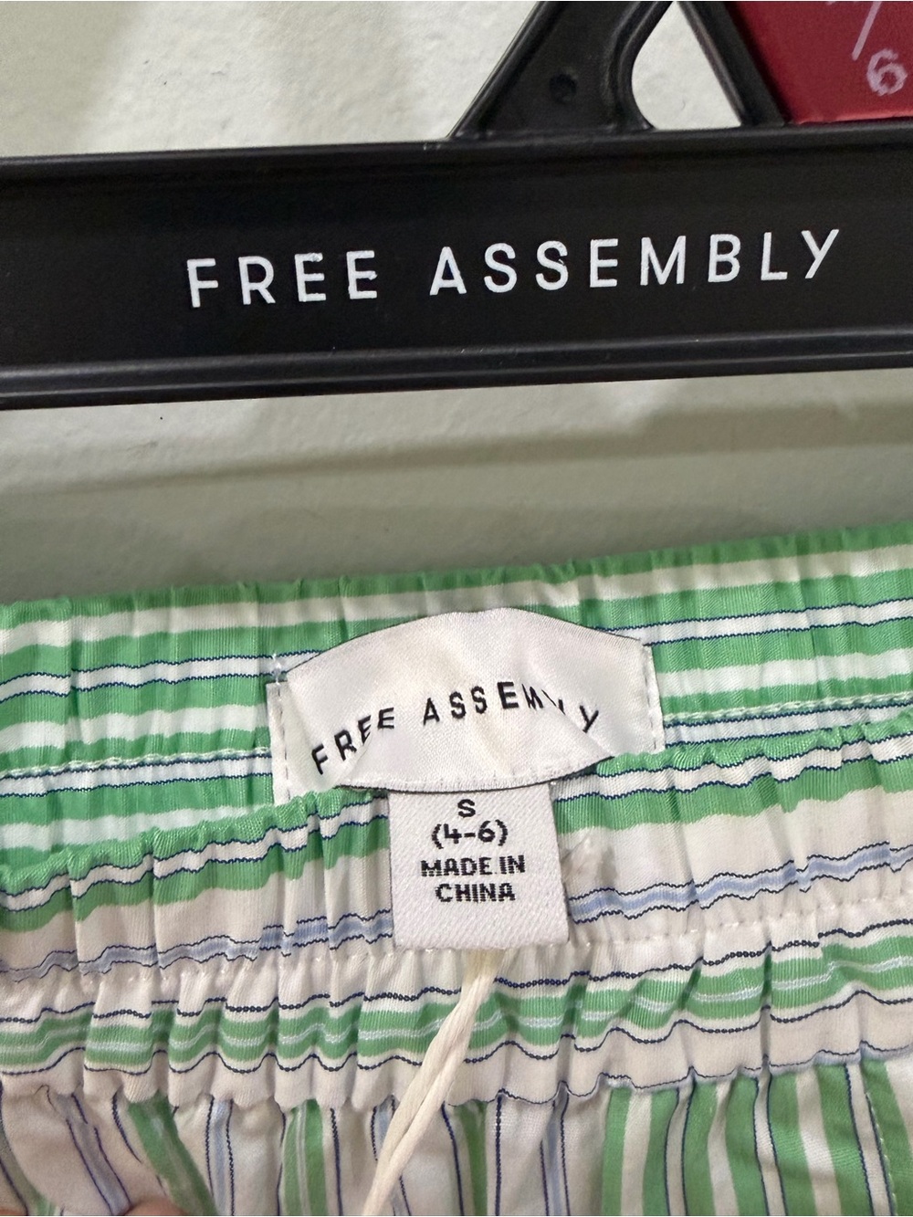 NWT matching set cotton stripe button-front shirt & ruffle shorts Free Assembly - Picture 7 of 7